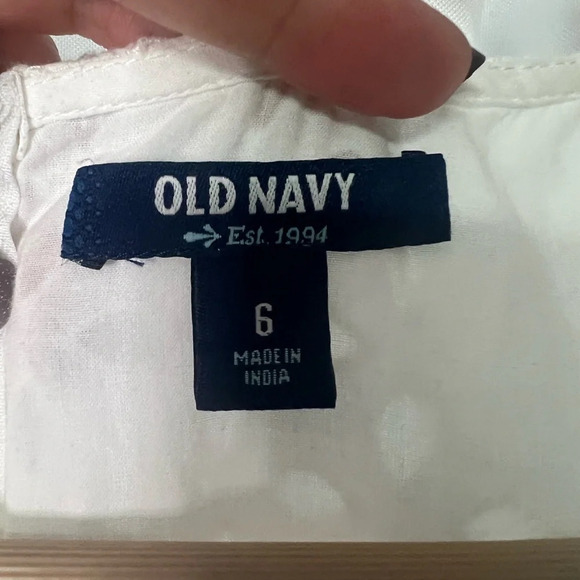Old Navy Bright White Eyelet Fit and Flare Dress - size 6 - Picture 8 of 9